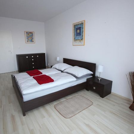 Apartment Park Radouc - 60M2 Млада-Болеслав Екстер'єр фото