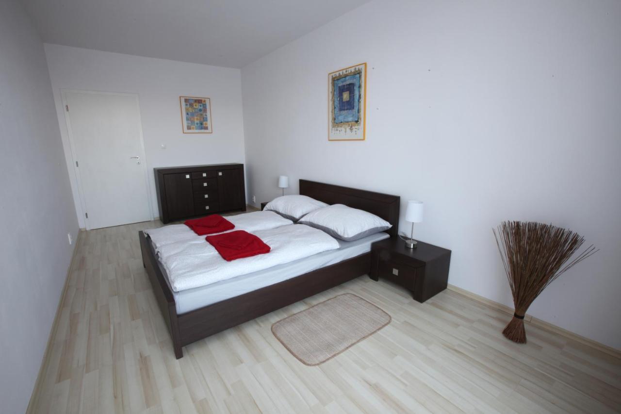 Apartment Park Radouc - 60M2 Млада-Болеслав Екстер'єр фото